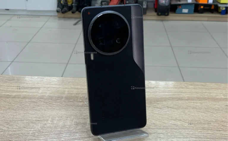 Tecno Camon 30 Premier 12/512 ГБ