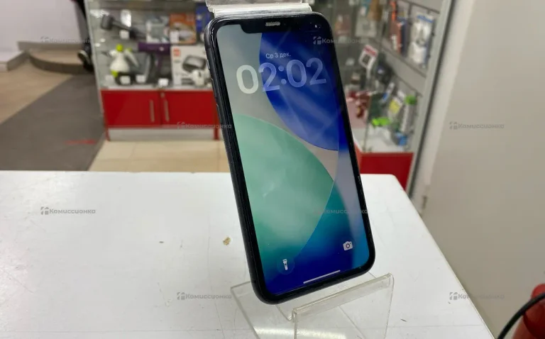 Apple iPhone 11 4/128 ГБ