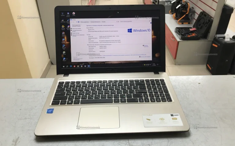 Ноутбук Asus D540N