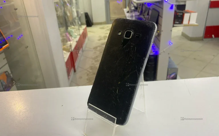 Samsung Galaxy J3 (2016) 1.5/8 ГБ