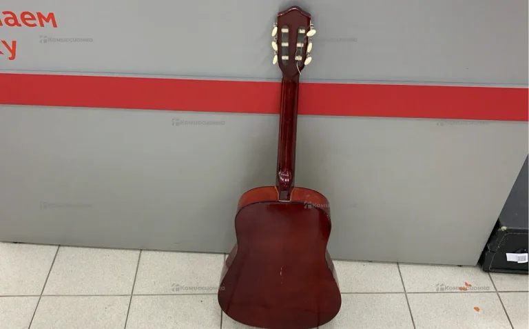 Гитара Belucci