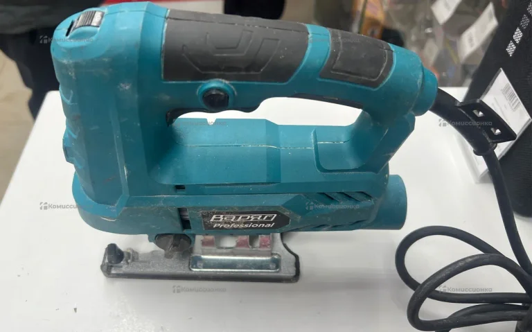 Электрический лобзик Варяг лЭ-900п