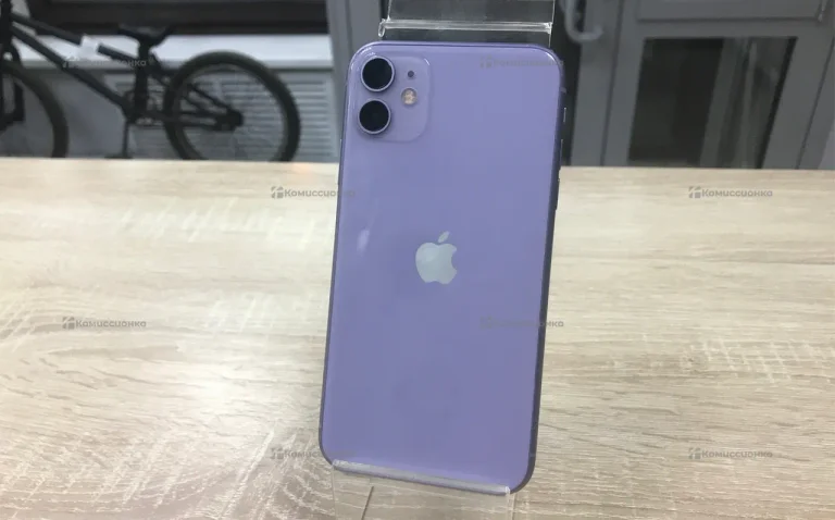 Apple iPhone 11 4/64 ГБ