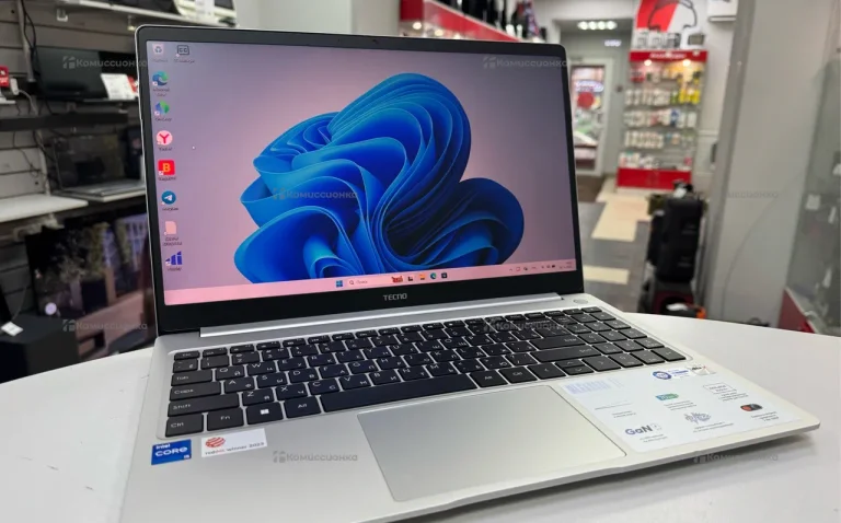 ноутбук Techno 15-12450/500SSD 166