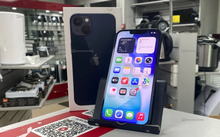 Apple iPhone 13 4/128 ГБ