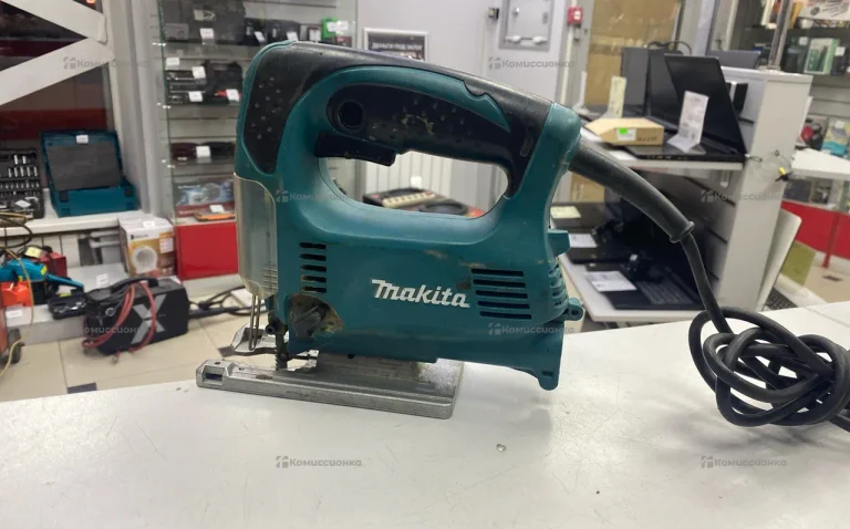 Электролобзик makita 4329