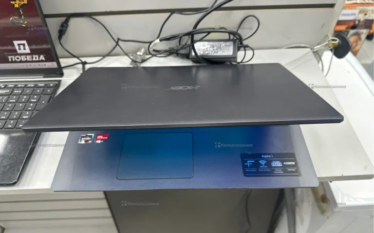 Ноутбук  Acer Aspire 3 (Ryzen 5 3500U; 8/1000