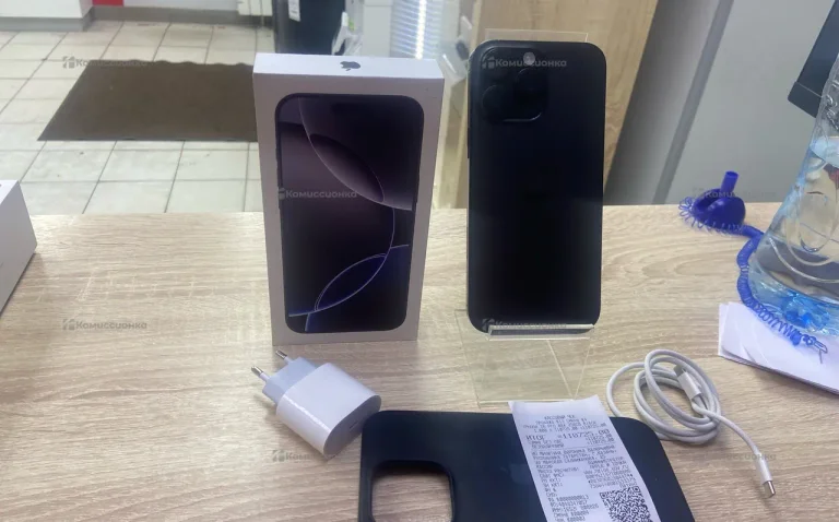 Apple iPhone 16 Pro Max 8/256 ГБ