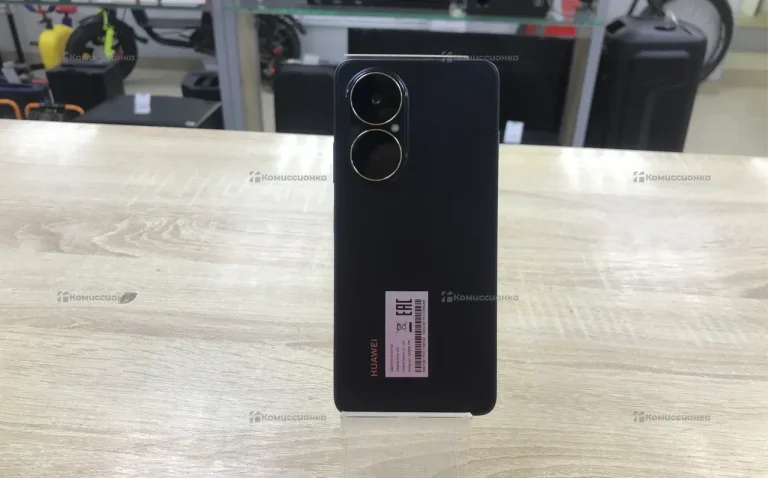 Huawei nova Y73 8/256 ГБ
