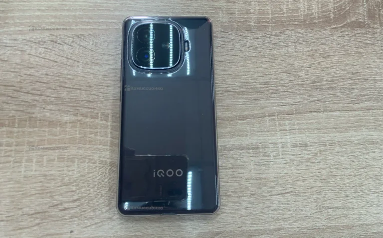 IQOO Z9 8/256Gb