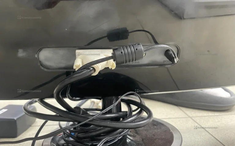 Монитор BenQ V2220