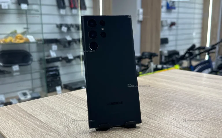 Samsung Galaxy S22 Ultra 8/128 ГБ