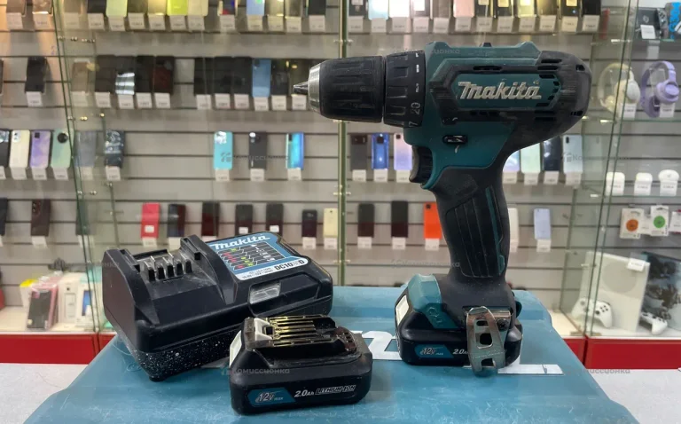 Дрель-шуруповерт Makita DF333D