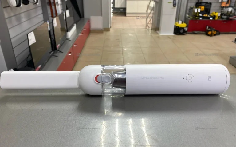 Пылесос  Xiaomi mi vacuum Cleaner mini