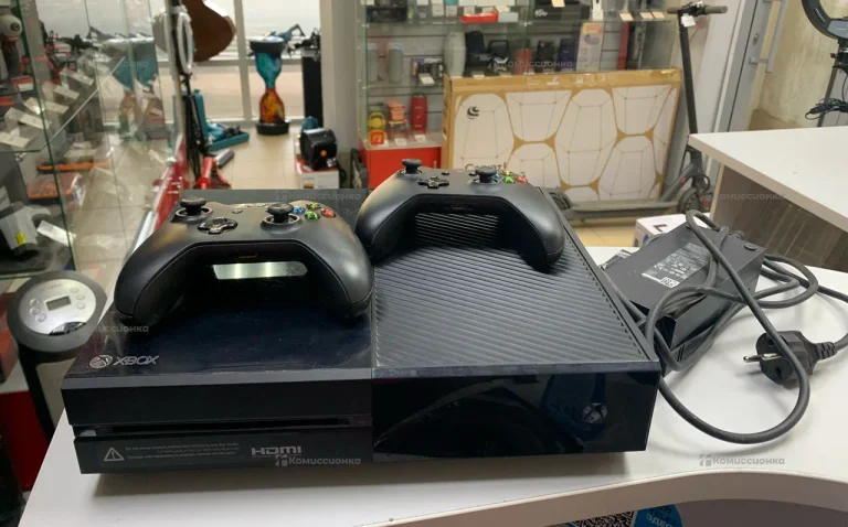 Приставка Xbox One 500Gb