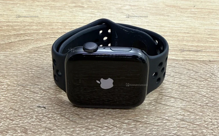 Часы  Apple Watch SE 2 Nike 44mm