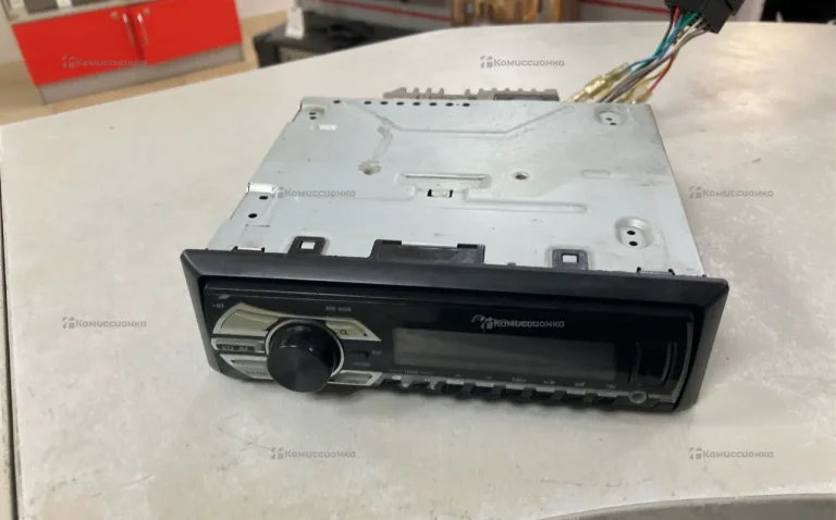 Автомагнитола  pioner mvh-150ub