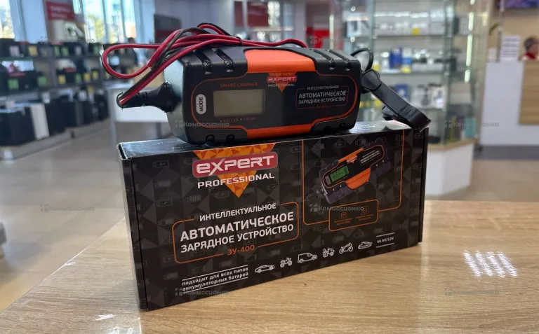 Автомобильное зарядное устройство Expert ЗУ-400