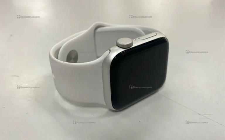 Часы  Apple Watch SE 40mm