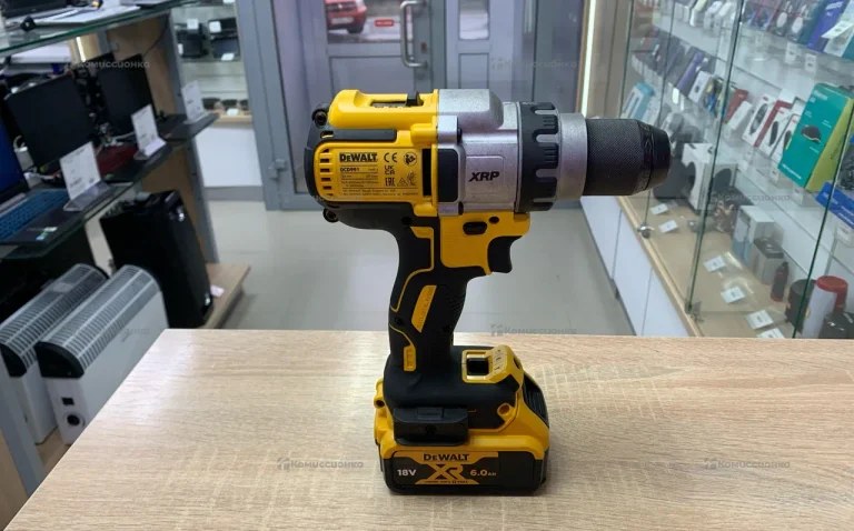 Дрель шуруповерт DeWalt DC911