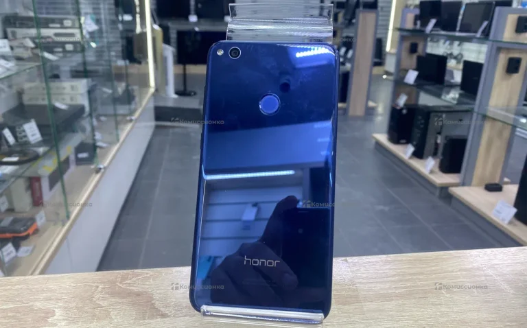 Honor 8 Lite 4/32 ГБ