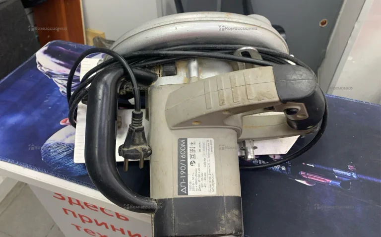 Дисковая пила Интерскол ДП-190/1600М