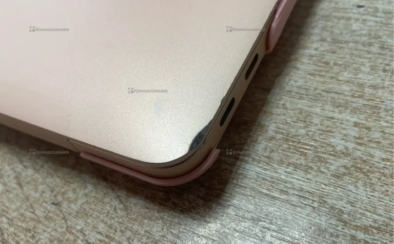 Ноутбук MacBook Air 2020 i3 8/256