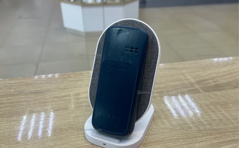 Nokia 100