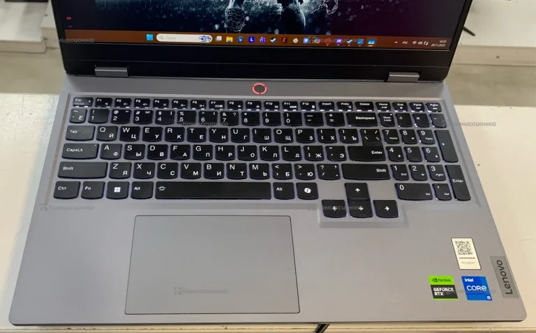 Ноутбук  Lenovo LOQ 15iax9