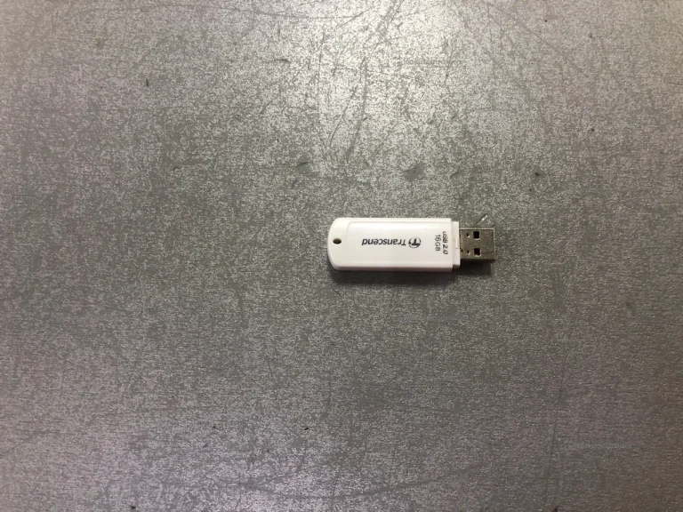 Флешка treuscend 16 gb