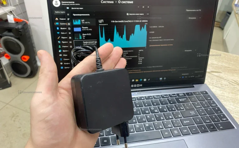 Ноутбук Зеон Litelbook 15