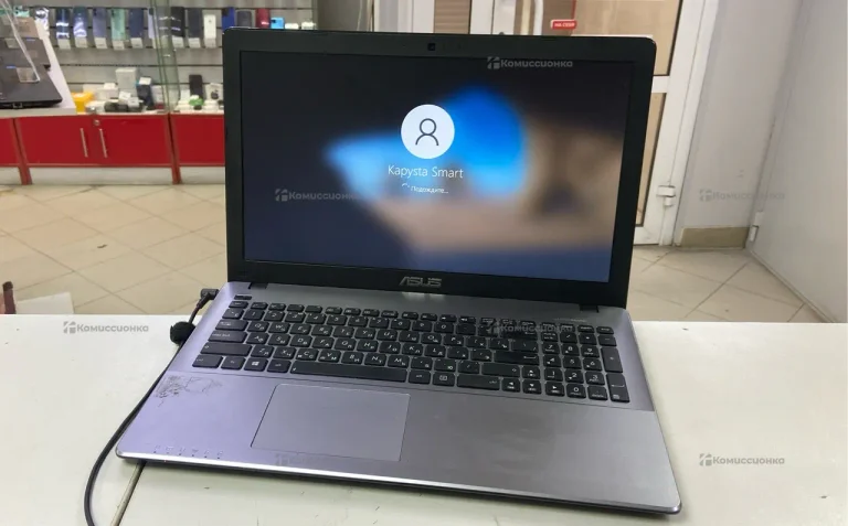 Ноутбук Asus i3-4005U/840M