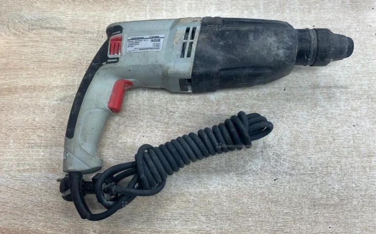 Перфоратор Ресанта П-28-800К