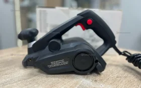 Купить Рубанок электрический M1B-YH5-82X2 600W б/у , в Москва и область Цена:1500рублей