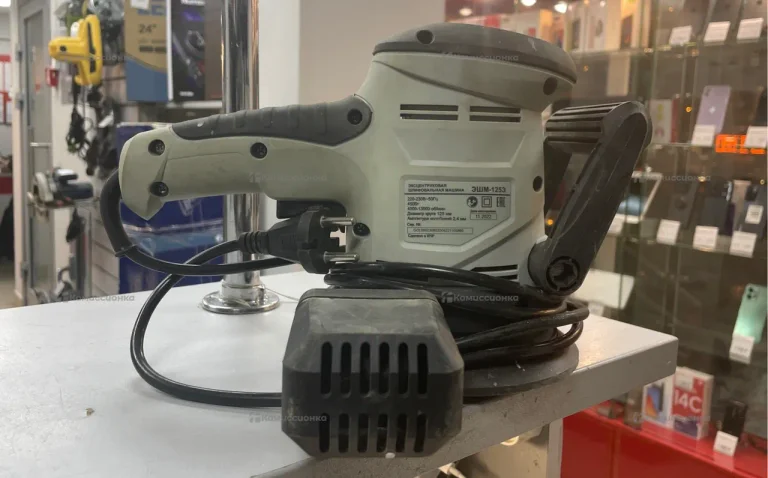 Эксцентриковая шлифмашина РЕСАНТА ЭШМ-125Э