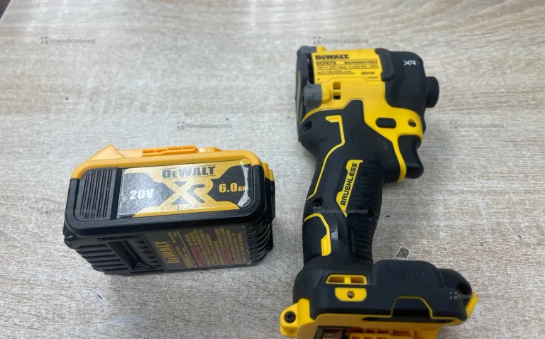 Аккумуляторный винтовкой DeWalt DCF870 A901