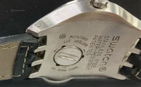 Часы Swatch YTS400