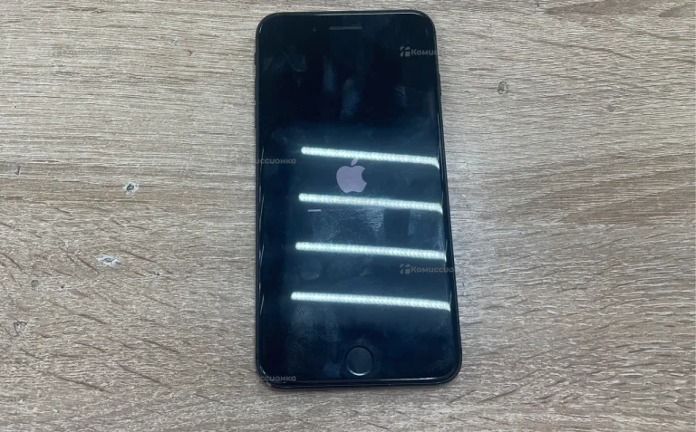 Apple iPhone 7 Plus 3/128 ГБ