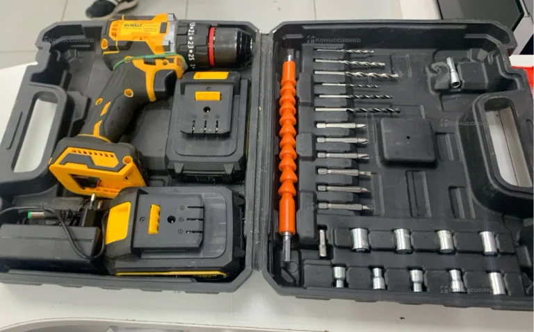 шуруповерт DeWalt 21V реплика