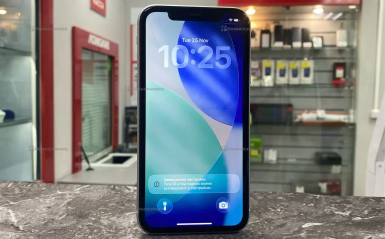 Apple iPhone 11 4/128 ГБ