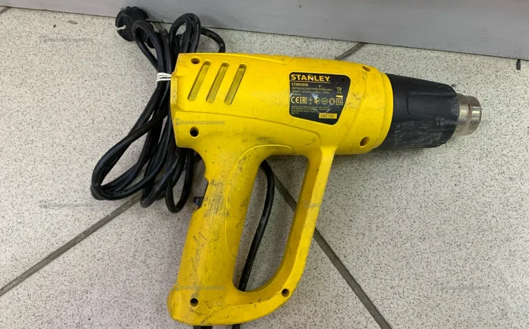 Строительный фен STANLEY STXH2000