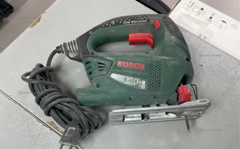 Электролобзик Bosch PST 650