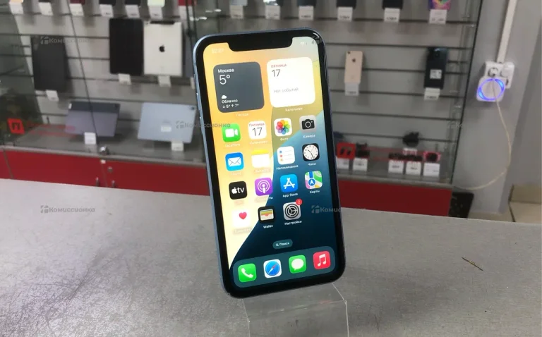 Apple iPhone XR 3/64 ГБ