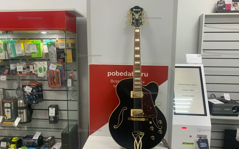 Полуакустическая гитара Ibanez