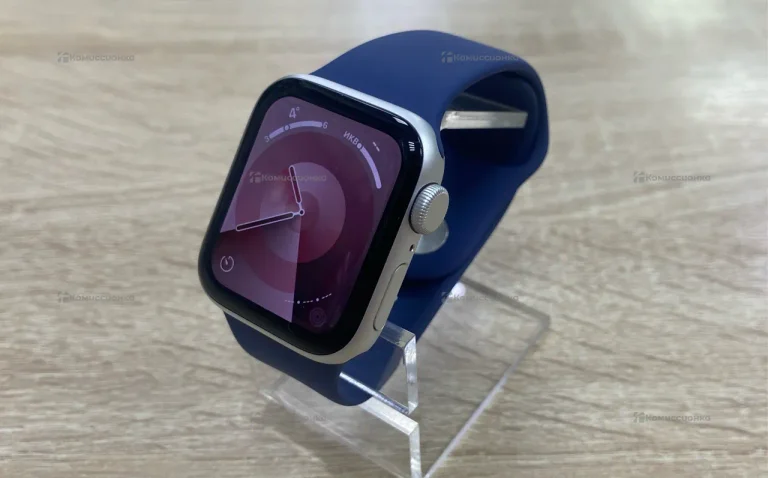 Часы  Apple Watch SE (Gen 2) 40mm