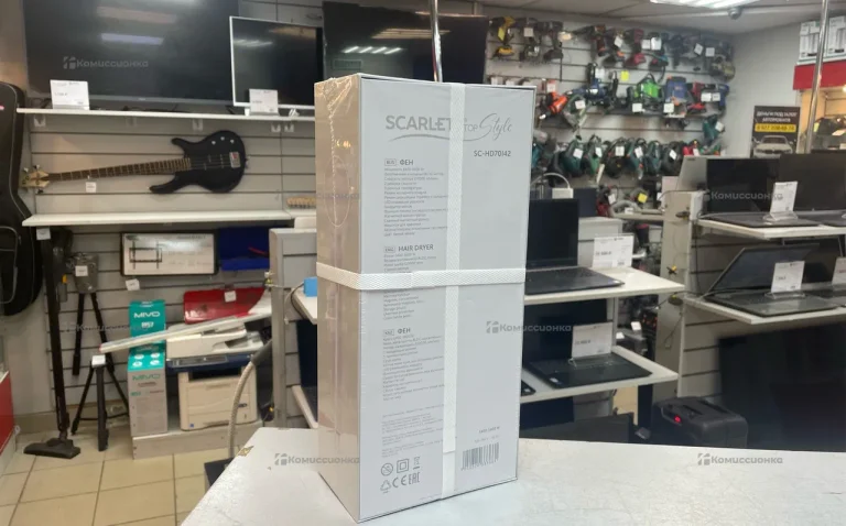 Фен Scarlett SC-HD70142