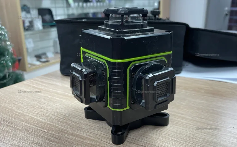 Уровень 4d laser level