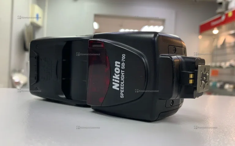 Фотоаппаратная вспышка Nikon speedlight sb-700