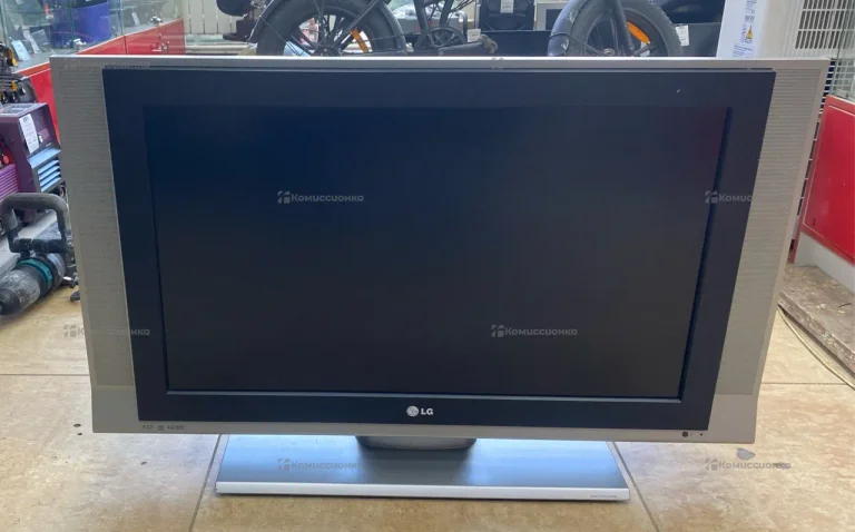 Телевизор LG 32LC3R