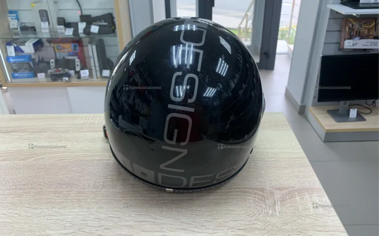 Шлем momo design